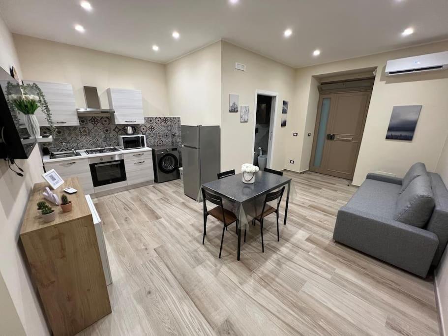 Appartement La Dimora Etnea à Catane Extérieur photo